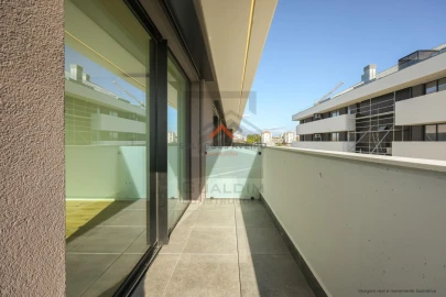 Apartamento T3 para Venda em Glória e Vera Cruz
