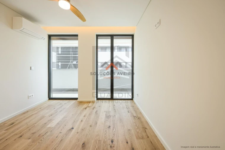 Apartamento T3 para Venda em Glória e Vera Cruz Foto 5