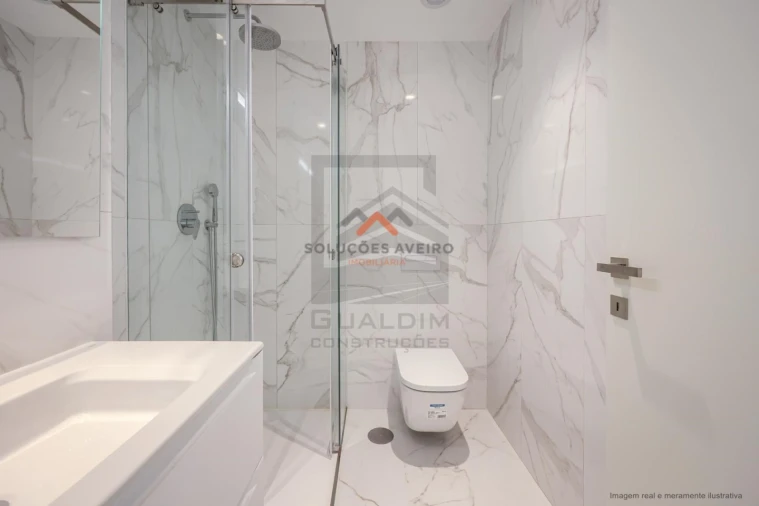 Apartamento T3 para Venda em Glória e Vera Cruz Foto 13