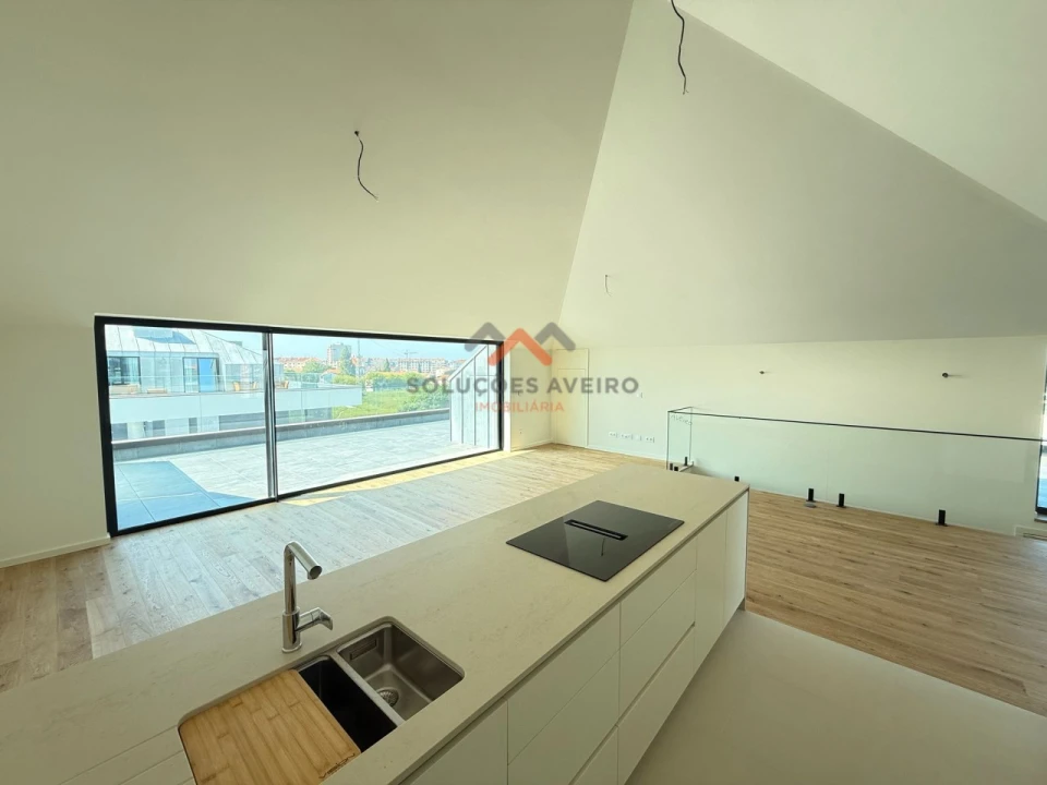 Apartamento T3 para Venda em Glória e Vera Cruz Foto 15