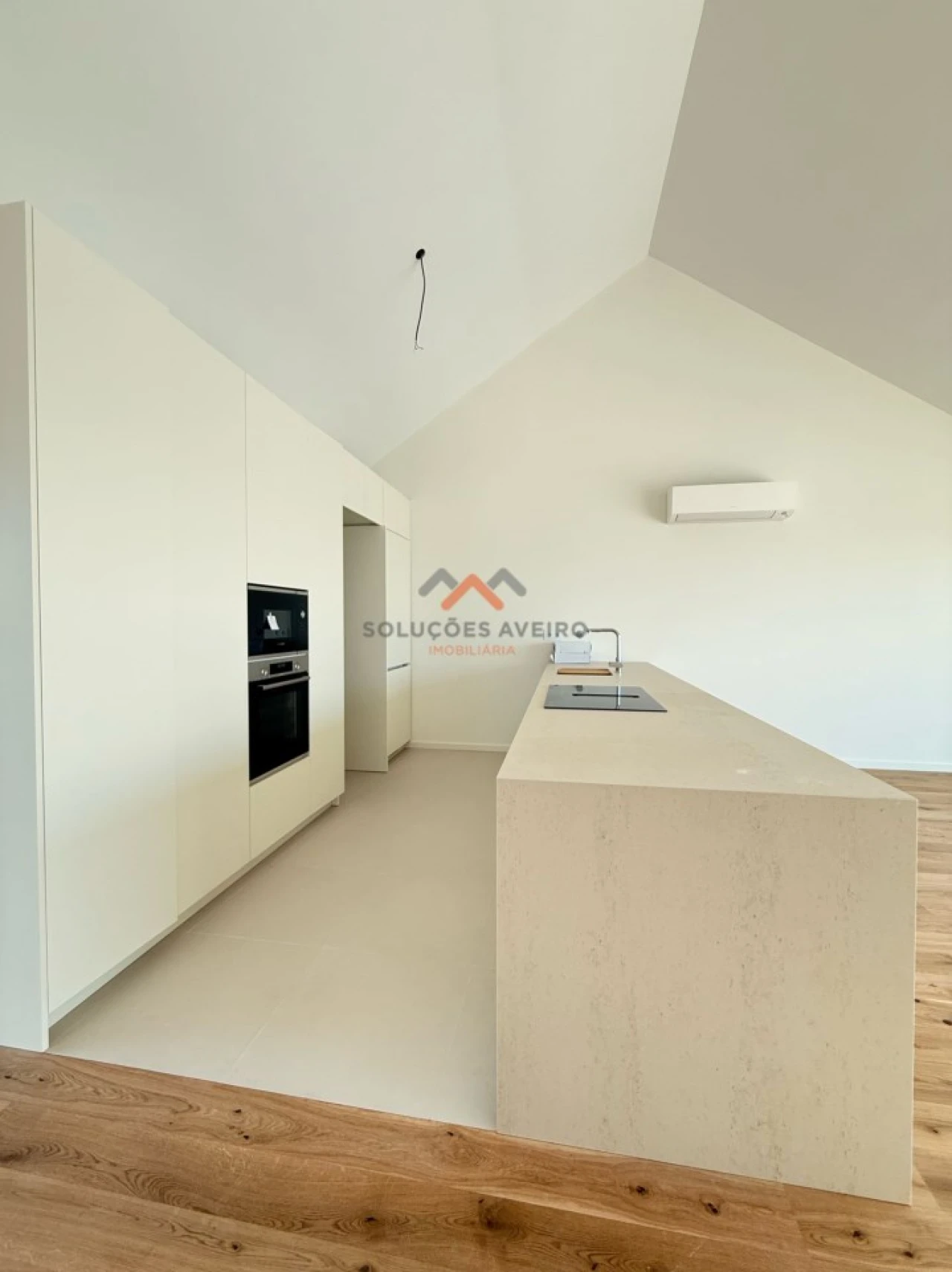 Apartamento T3 para Venda em Glória e Vera Cruz Foto 16