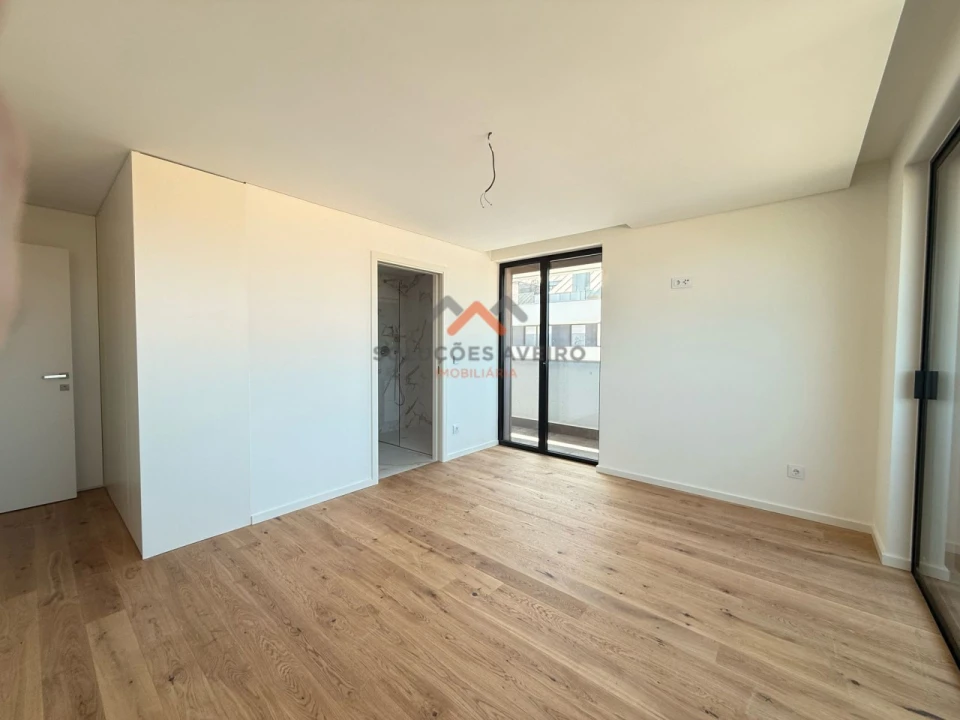 Apartamento T3 para Venda em Glória e Vera Cruz Foto 42