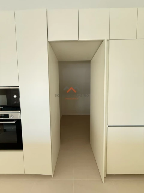 Apartamento T3 para Venda em Glória e Vera Cruz