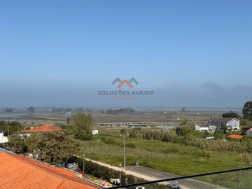 Apartamento T3 para Venda em Glória e Vera Cruz