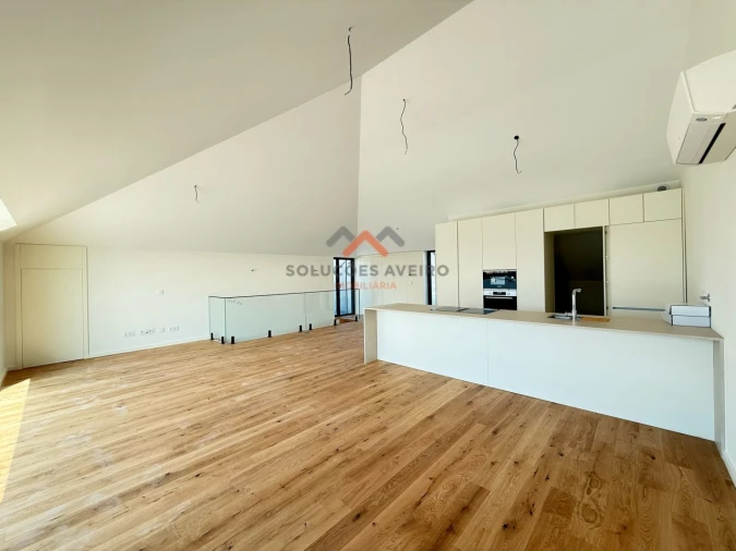 Apartamento T3 para Venda em Glória e Vera Cruz Foto 14