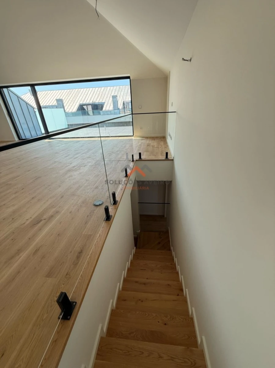 Apartamento T3 para Venda em Glória e Vera Cruz Foto 20