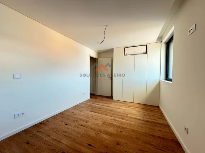 Apartamento T3 para Venda em Glória e Vera Cruz Foto 35