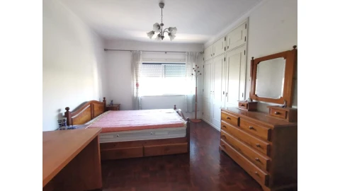 Apartamento T2 para Venda em Santo Antonio dos Olivais