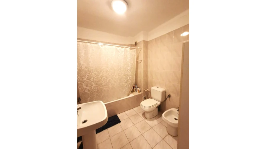 Apartamento T2 para Venda em Santo Antonio dos Olivais Foto 6