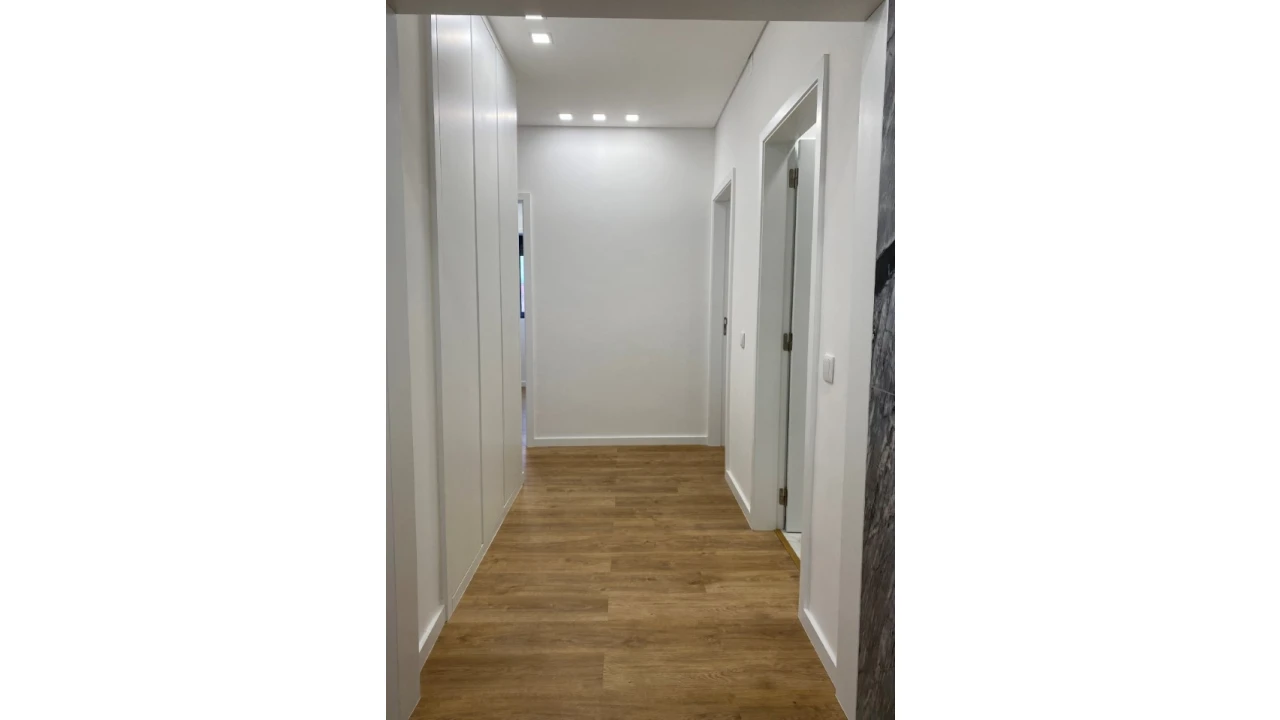 Apartamento T4 para Venda em Cedofeita, Santo Ildefonso, Sé, Miragaia, São Nicolau e Vitória Foto 10