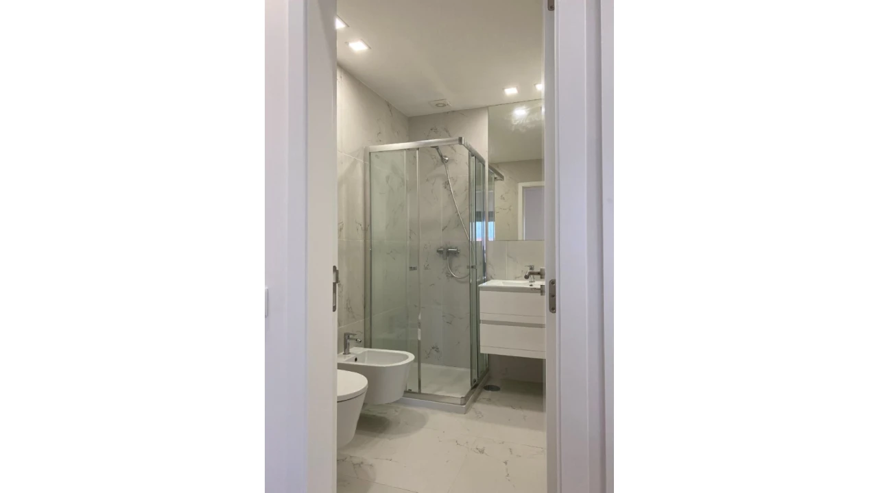 Apartamento T4 para Venda em Cedofeita, Santo Ildefonso, Sé, Miragaia, São Nicolau e Vitória Foto 12