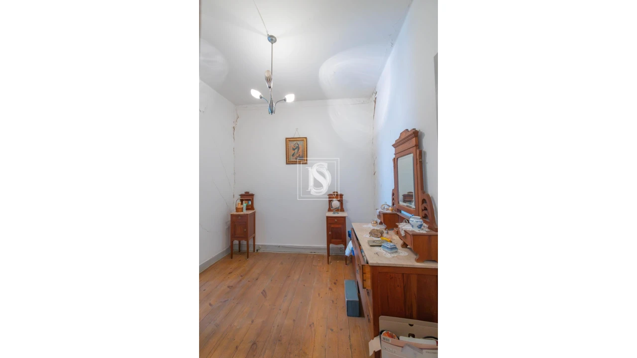 Prédio para Venda em Campo de Ourique Foto 6