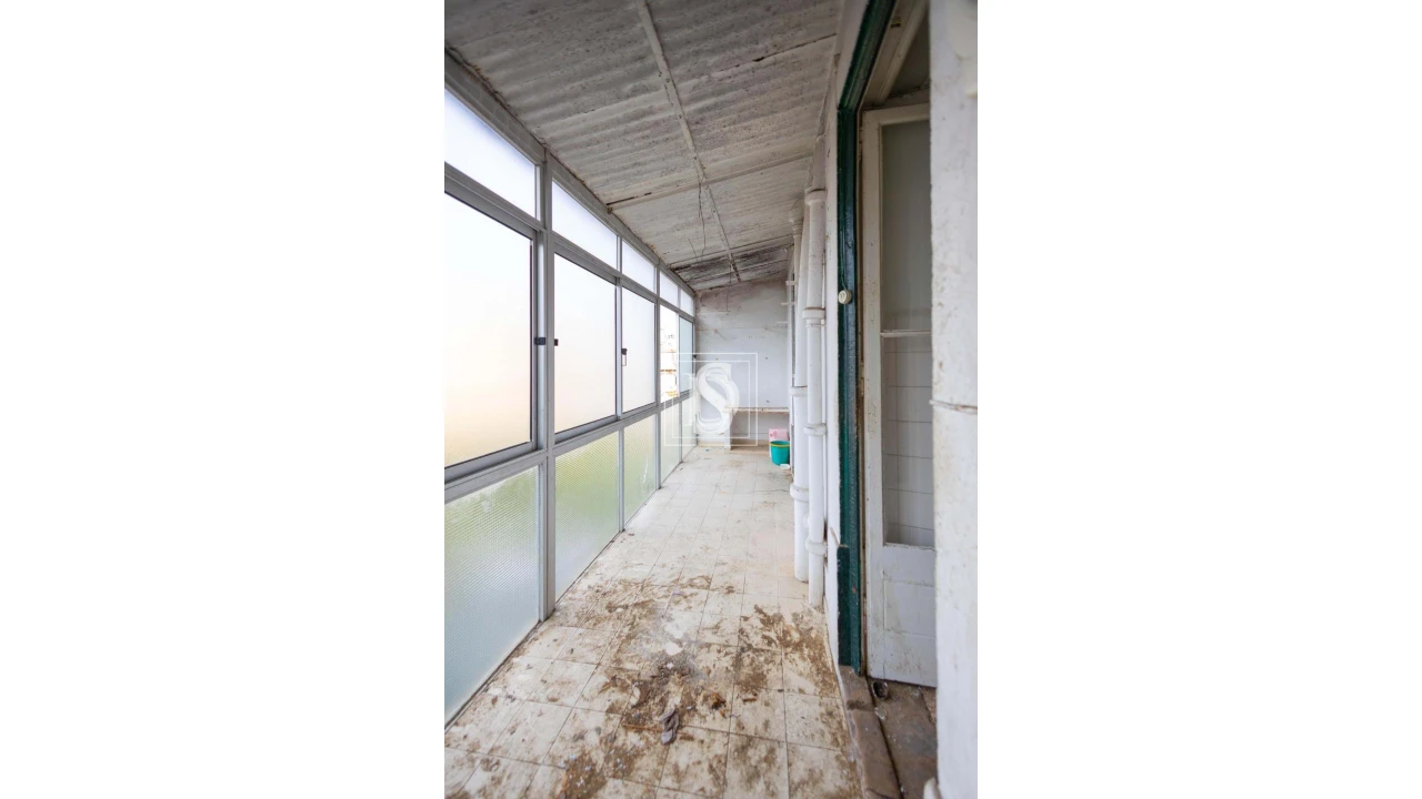 Prédio para Venda em Campo de Ourique Foto 4