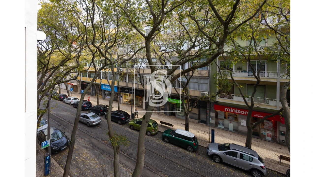 Prédio para Venda em Campo de Ourique Foto 10