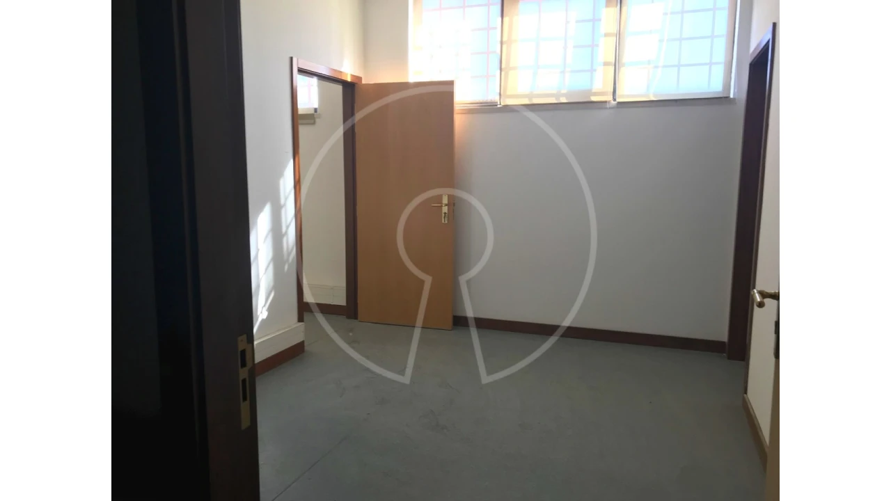 Escritório para Venda em Ajuda Foto 30