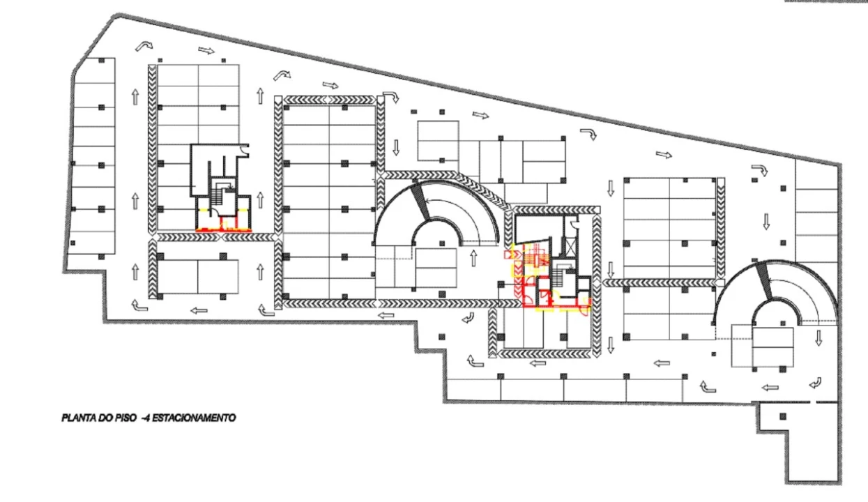 Loja para Arrendamento em Paranhos Planta 5