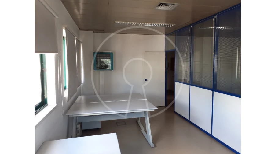 Escritório para Venda em Algés, Linda-A-Velha e Cruz Quebrada-Dafundo Foto 6