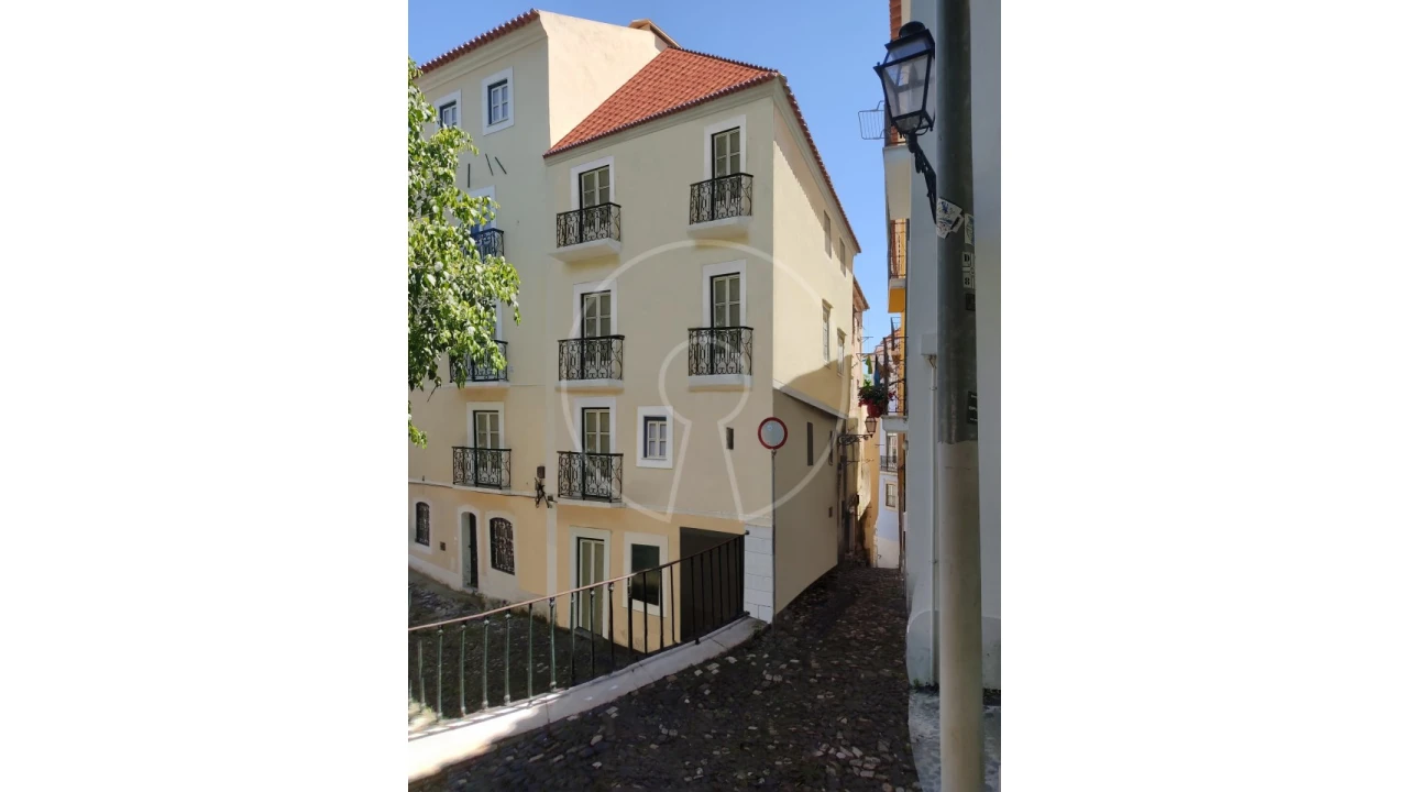 Apartamento para Venda em Santa Maria Maior Foto 6