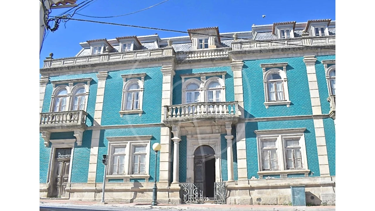 Moradia T12 para Venda em Tortosendo Foto 1