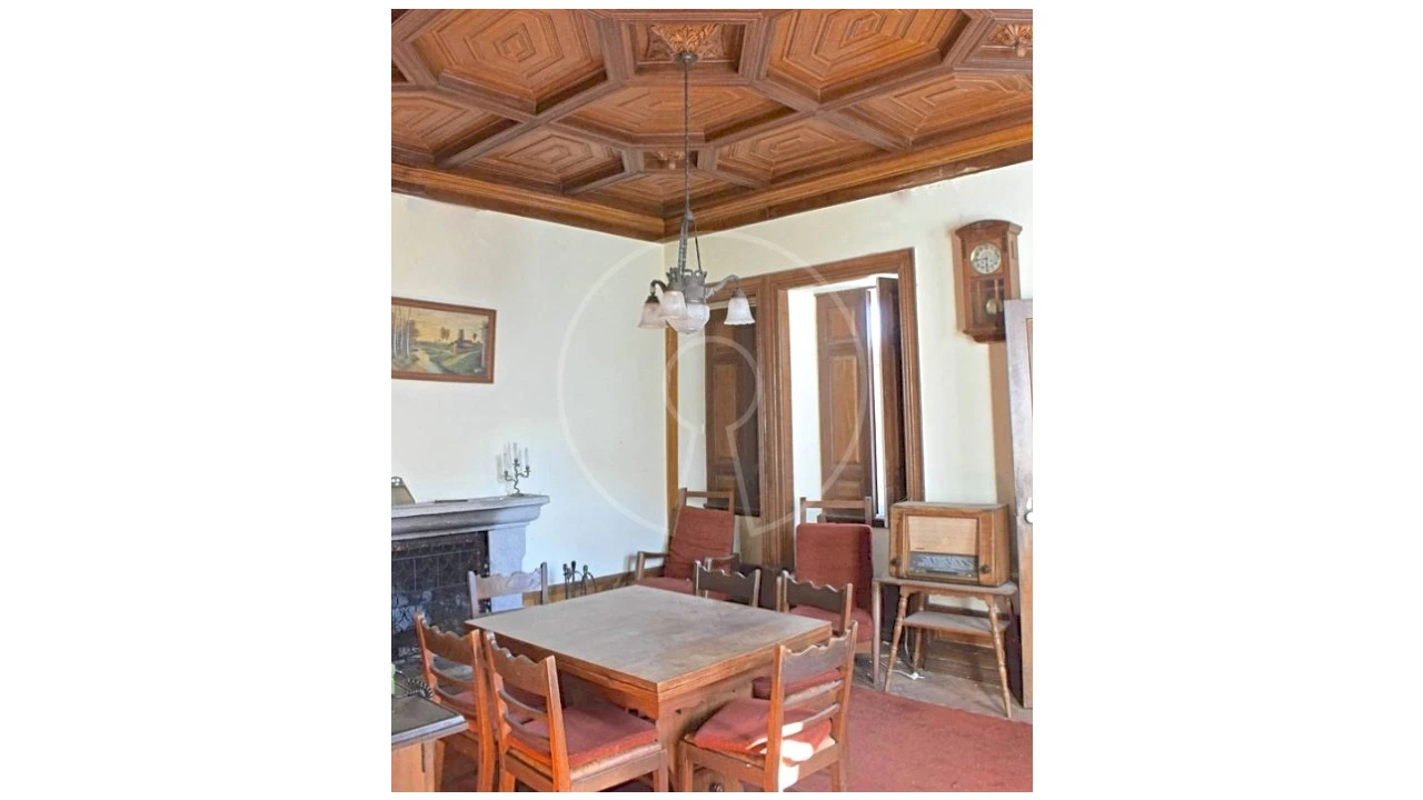 Moradia T12 para Venda em Tortosendo Foto 14