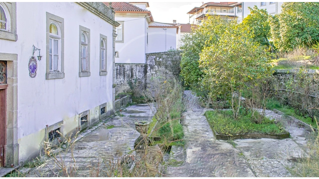 Moradia T12 para Venda em Tortosendo Foto 17