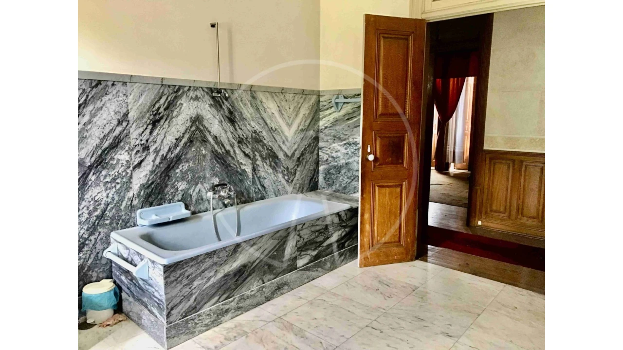 Moradia T12 para Venda em Tortosendo Foto 16