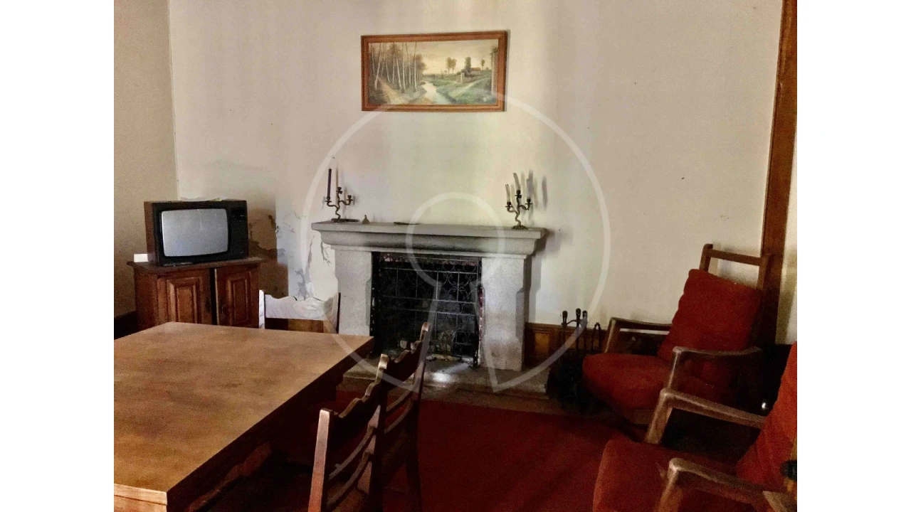 Moradia T12 para Venda em Tortosendo Foto 12