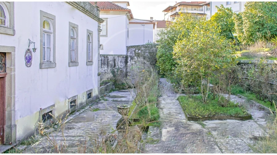 Moradia T12 para Venda em Tortosendo Foto 17