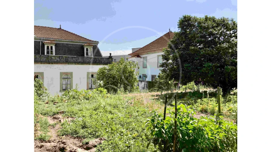 Moradia T12 para Venda em Tortosendo Foto 27