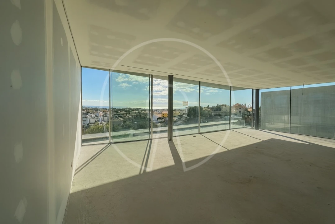 Moradia T4 para Venda em Alcabideche Foto 7