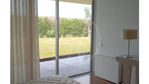 Moradia T4 para Venda em Vau