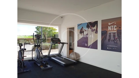 Moradia T4 para Venda em Vau