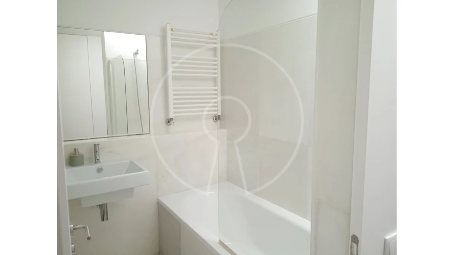 Moradia T4 para Venda em Vau Foto 30