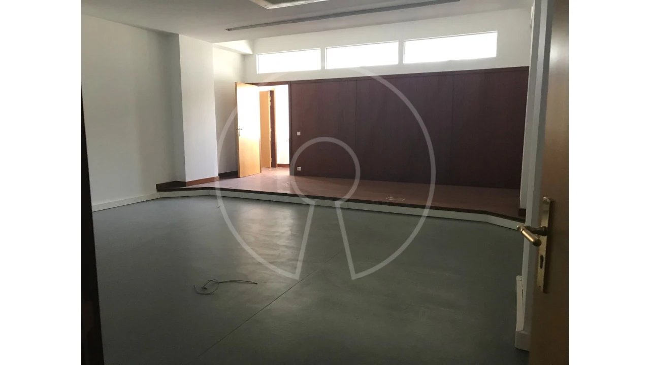 Escritório para Arrendamento em Ajuda Foto 25