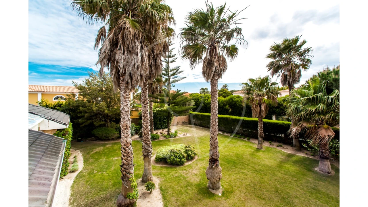 Moradia T4 para Venda em Cascais e Estoril Foto 3