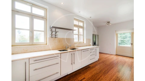 Moradia T4 para Venda em Cascais e Estoril