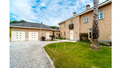 Moradia T4 para Venda em Cascais e Estoril