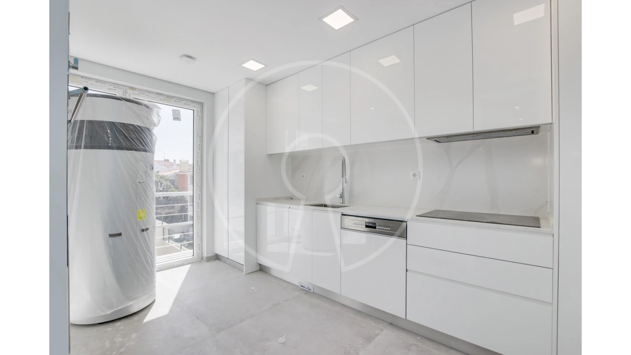 Apartamento T3 para Venda em Carcavelos e Parede Foto 6