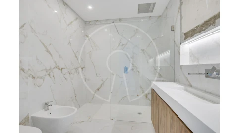 Apartamento T3 para Venda em Carcavelos e Parede