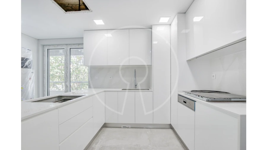 Apartamento T3 para Venda em Carcavelos e Parede Foto 8