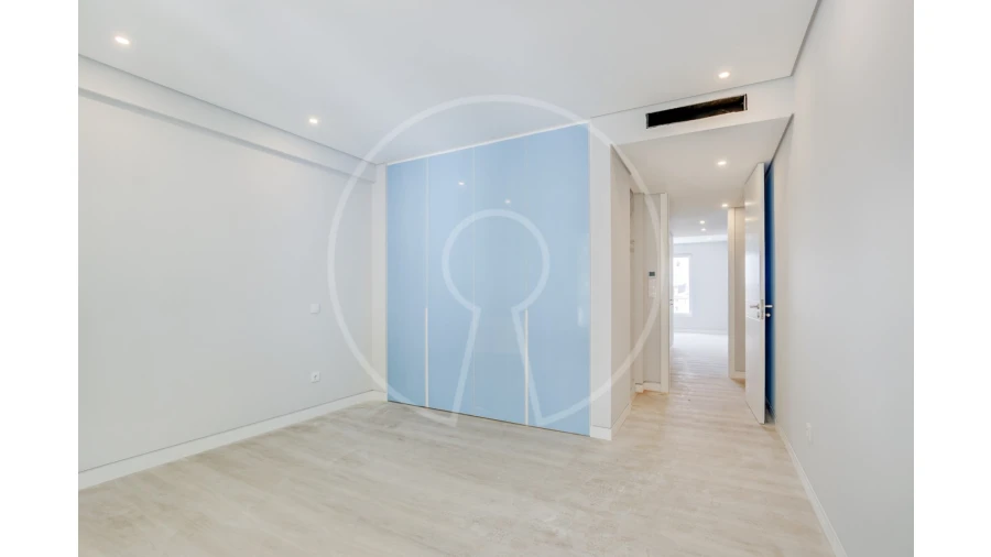 Apartamento T3 para Venda em Carcavelos e Parede Foto 26