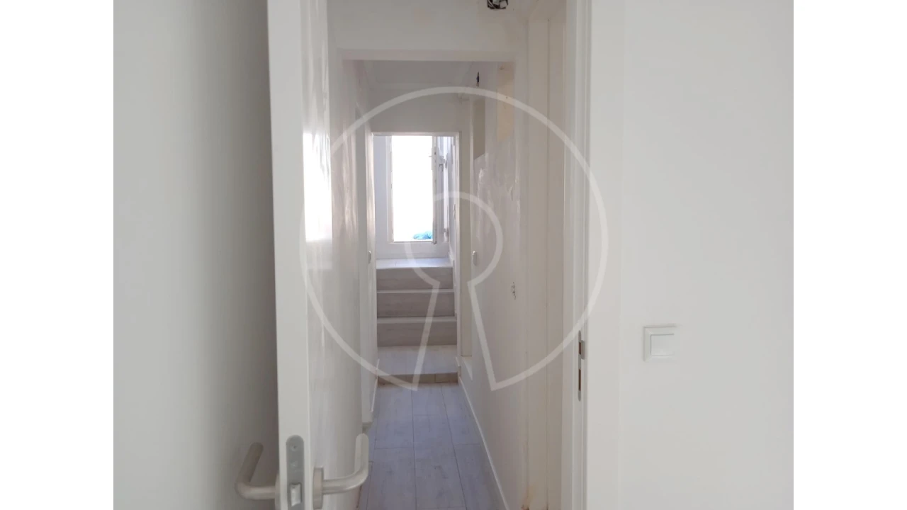 Moradia T9 para Venda em Ajuda Foto 7