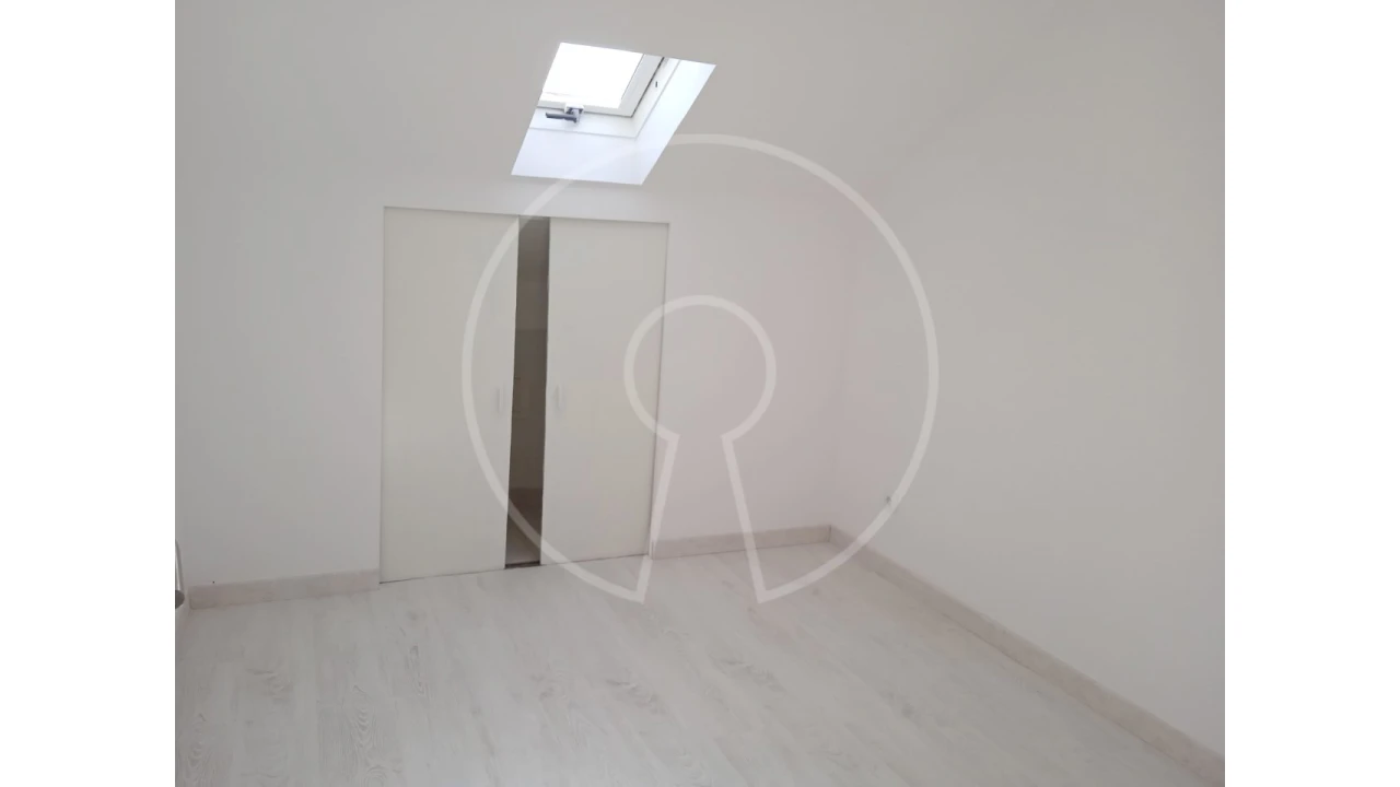 Moradia T9 para Venda em Ajuda Foto 19