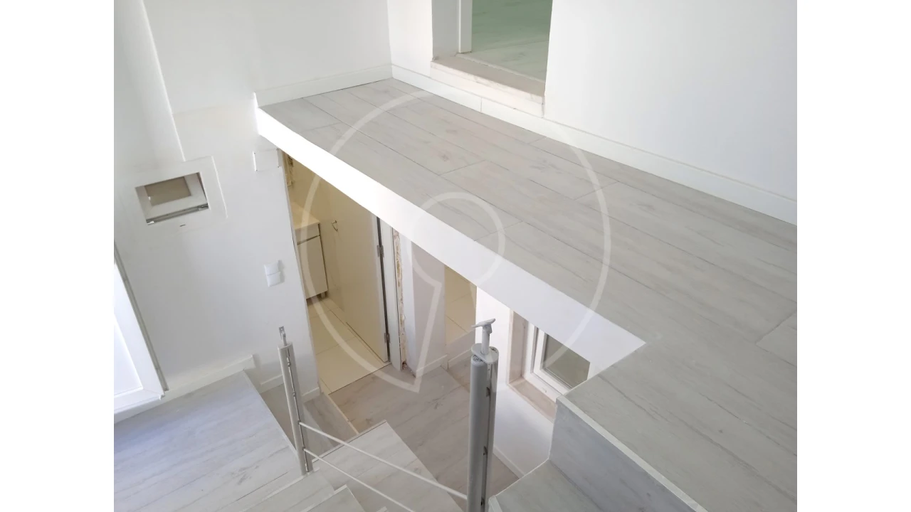 Moradia T9 para Venda em Ajuda Foto 15