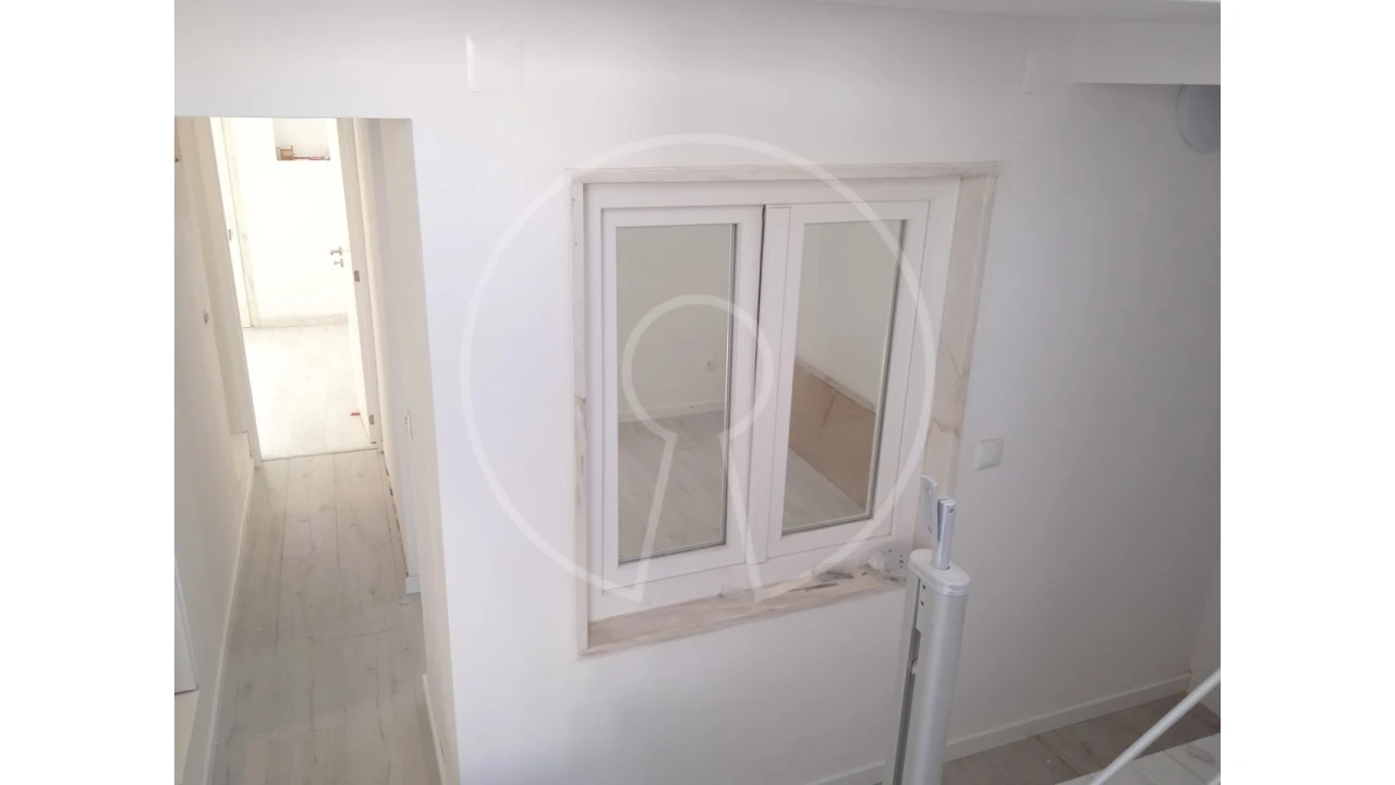 Moradia T9 para Venda em Ajuda Foto 14