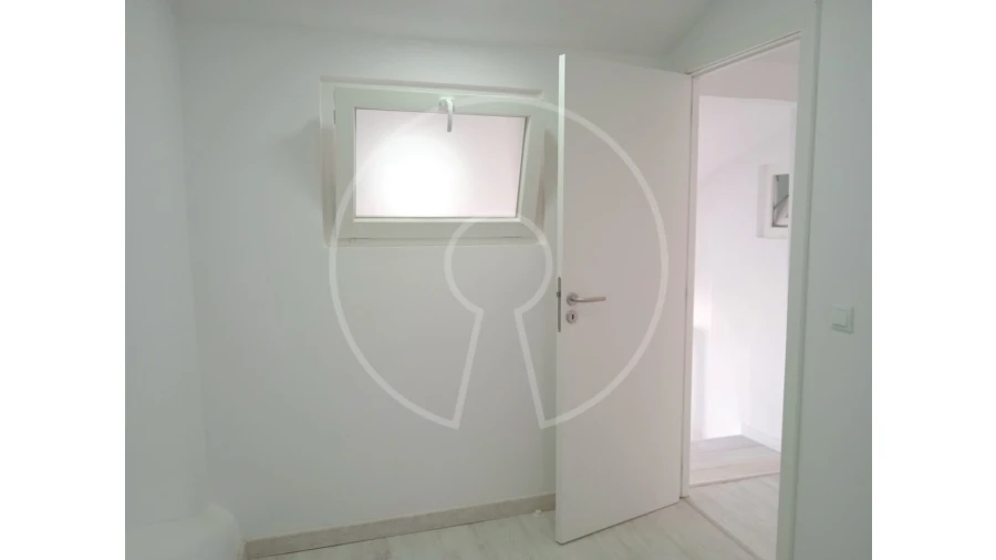 Moradia T9 para Venda em Ajuda Foto 18