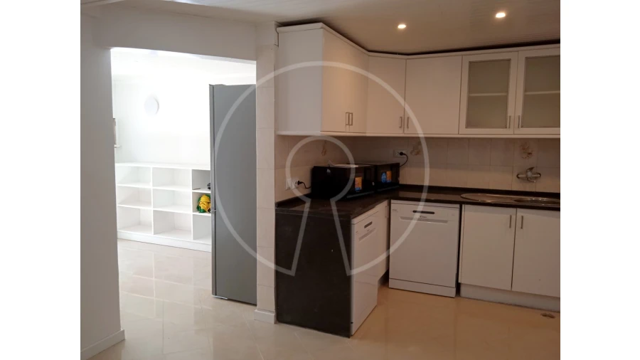 Moradia T9 para Venda em Ajuda Foto 3