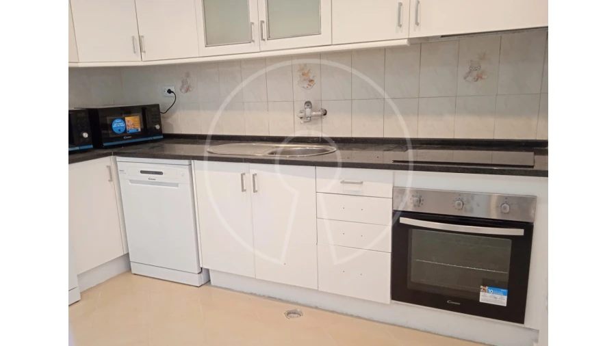 Moradia T9 para Venda em Ajuda Foto 4