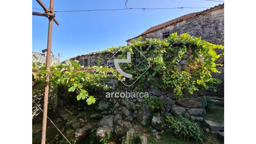 Moradia para Venda em Lindoso Foto 12