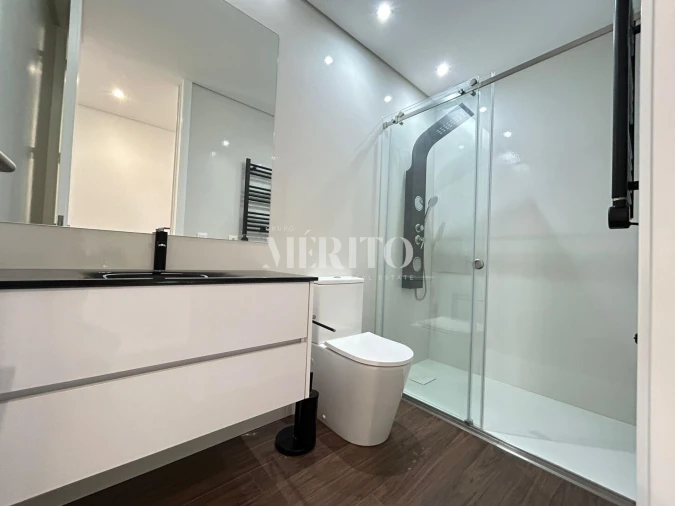 Apartamento T3 para Venda em Ramalde Foto 5